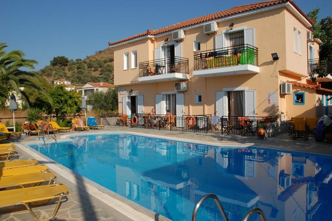 Lakis Studios Anaxos Bagian luar foto